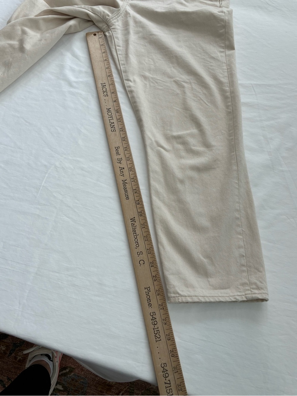 Crew Slouchy Boyfriend Jeans | Size 29 | Beige/Ecru | Gently Used - Picture 6 of 6